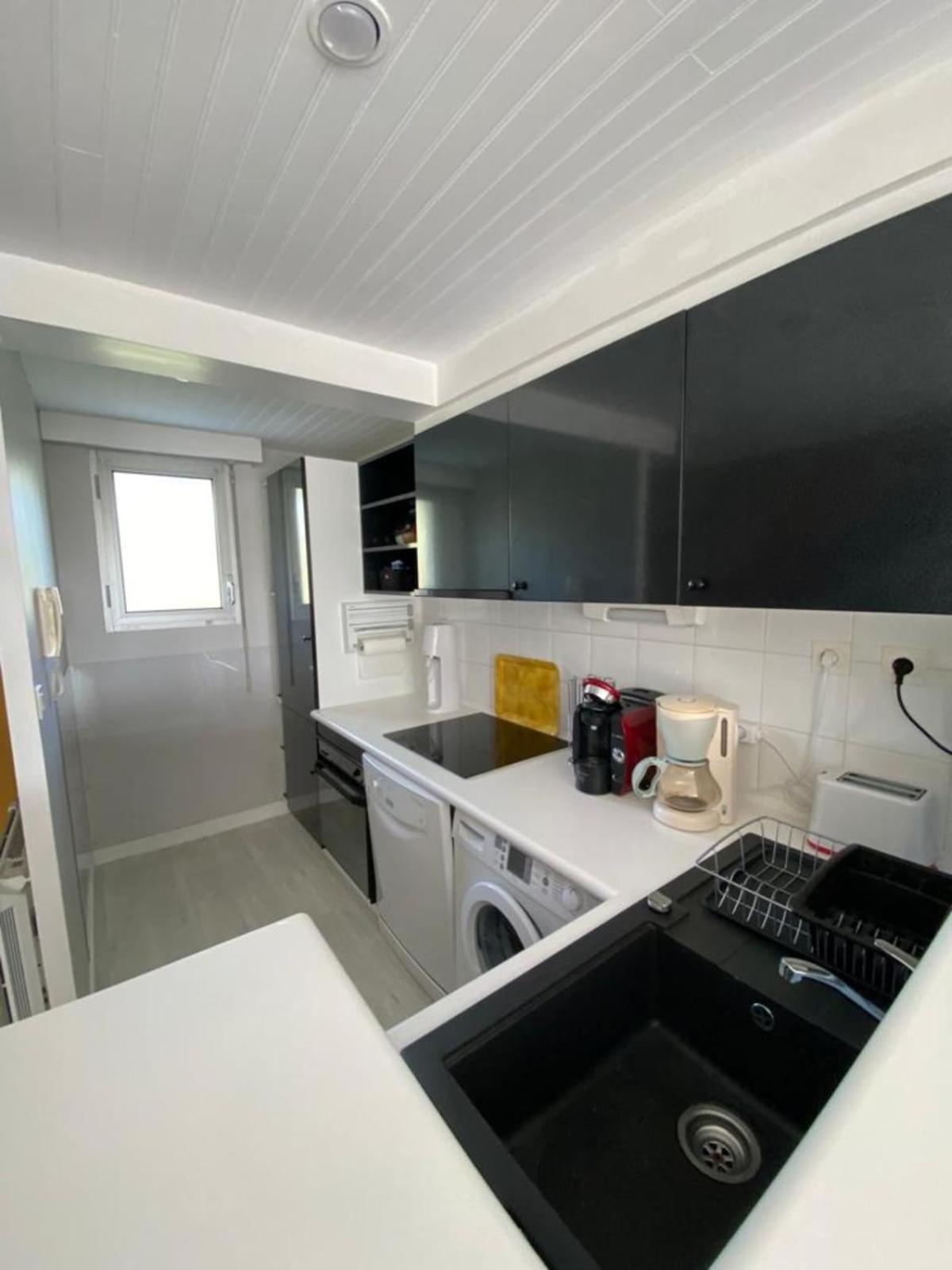 Duplex Apartment With Balcony And Close To The Sea La Baule Eksteriør billede